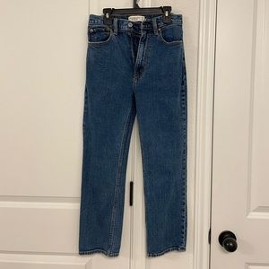 Abercrombie Ankle Straight Ultra High Rise